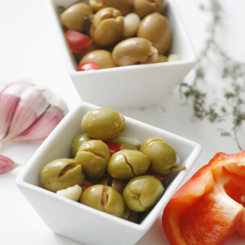 Category: Olives & Pickles | Caregoría: Aceitunas y Encurtidos