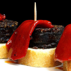 Black Morcilla with Piquillo Pepper - A classic| Morcilla Burgos con Pimientos del Piquillo