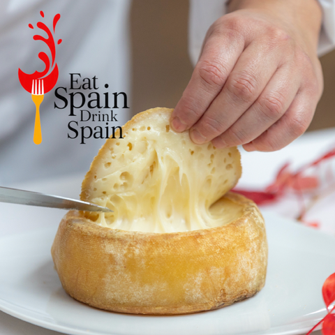 Torta del Casar Whole Creamy Cheese DOP | Torta del Casar  P.D.O. Queso Cremoso