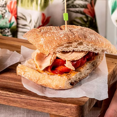 Yellowfin Tuna Belly in Olive Oil Ramon Pena 110g | Ventresca de Atún Claro en Aceite de Oliva Ramon Pena 110g